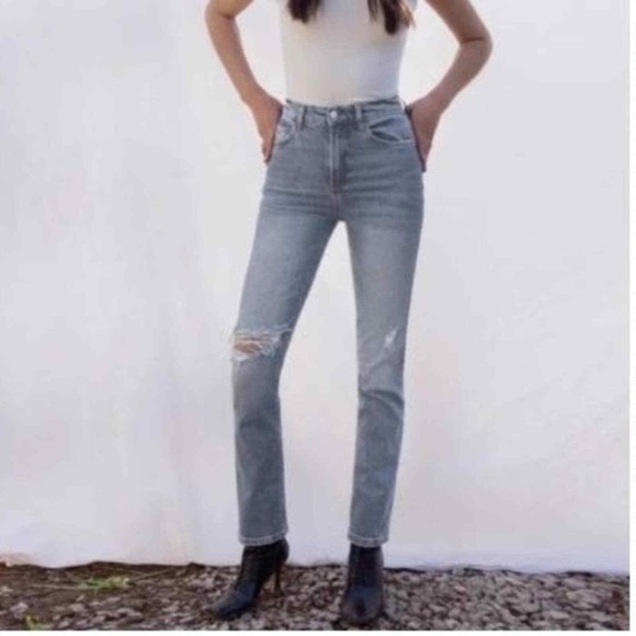 Reformation Liza High Straight Jeans - 28 - Picture 1 of 5
